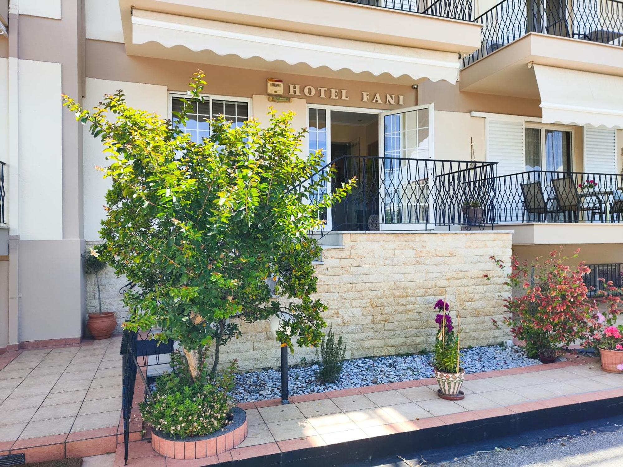 Fani Hotel Loutra Edipsou  Exterior photo